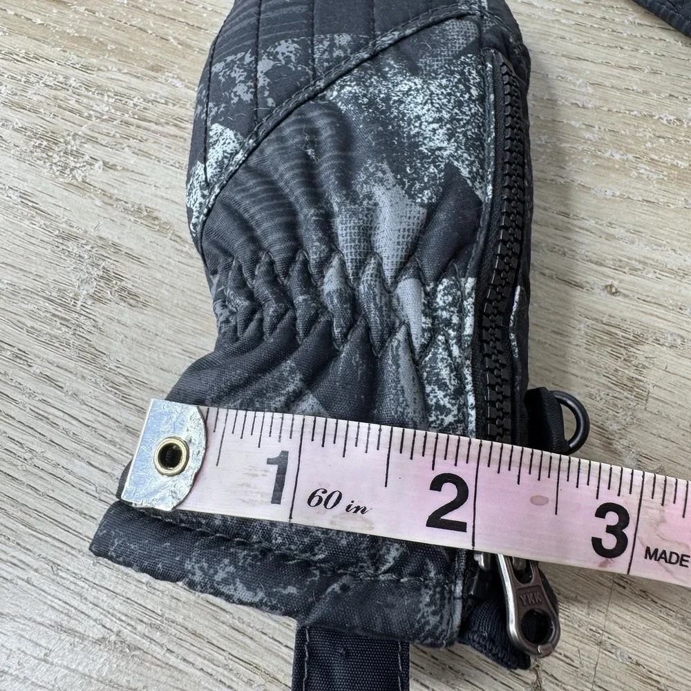 Columbia Baby Boy's Black & Gray‎ Winter Mitts Infant One Size Zipper No Thumbs